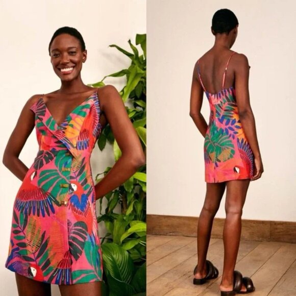 FARM Rio Dresses & Skirts - Farm Rio Macaw Side Buttons Mini Dress | Size M